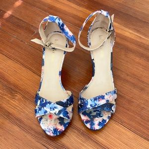 Kelly & Katie Heeled Sandals